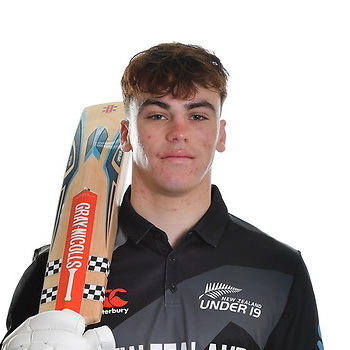 Cameron Paul Biography